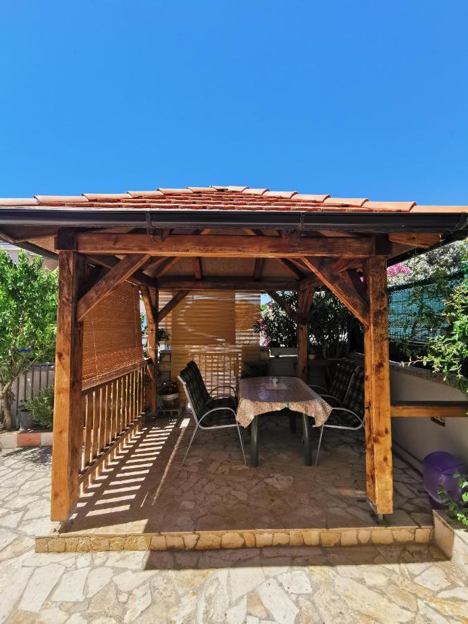 Apartmani Trupeljak Mandre Exteriér fotografie