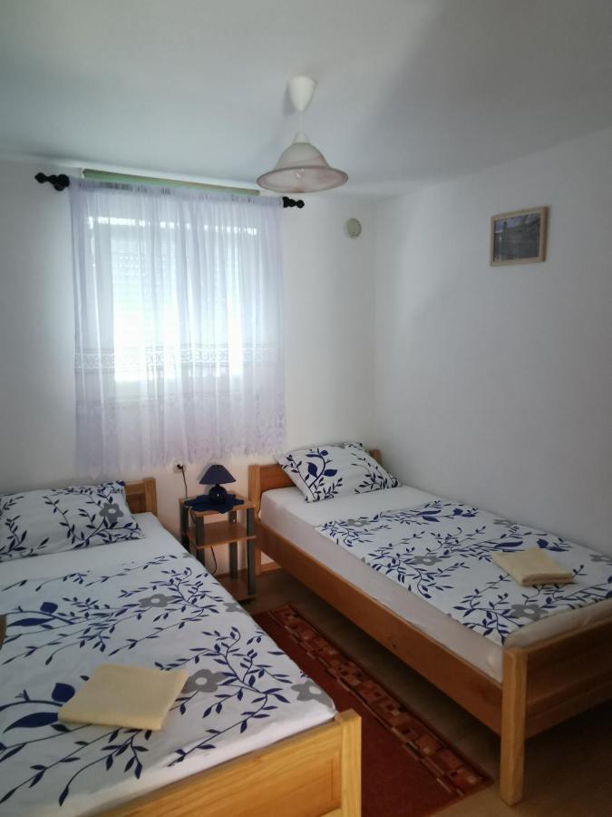 Apartmani Trupeljak Mandre Exteriér fotografie